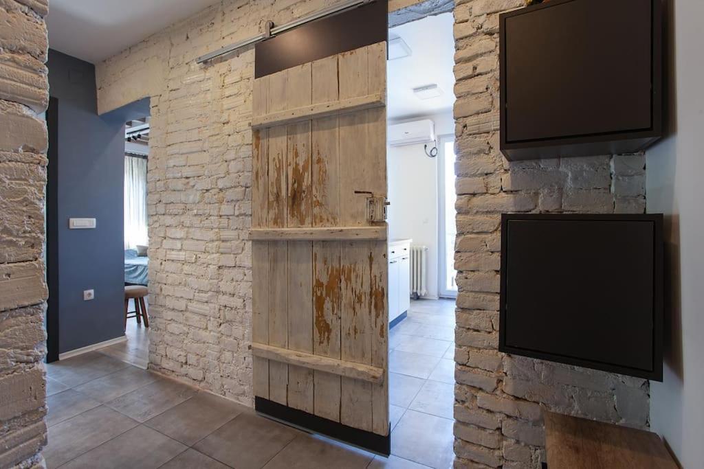 Mihajlovik Lux Apartment In Heart Of Скопие Екстериор снимка