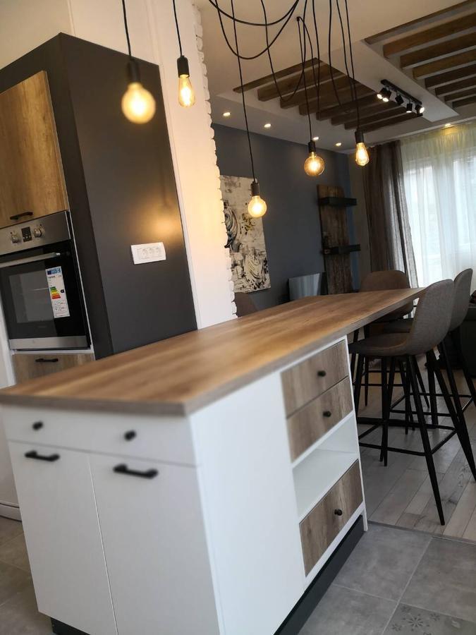 Mihajlovik Lux Apartment In Heart Of Скопие Екстериор снимка