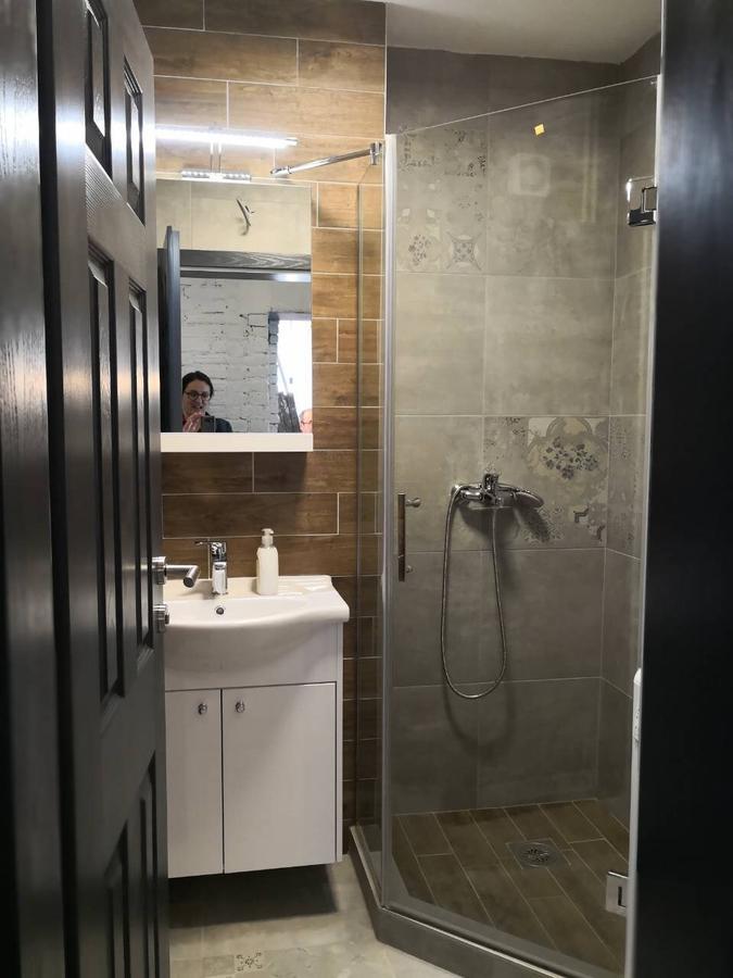 Mihajlovik Lux Apartment In Heart Of Скопие Екстериор снимка