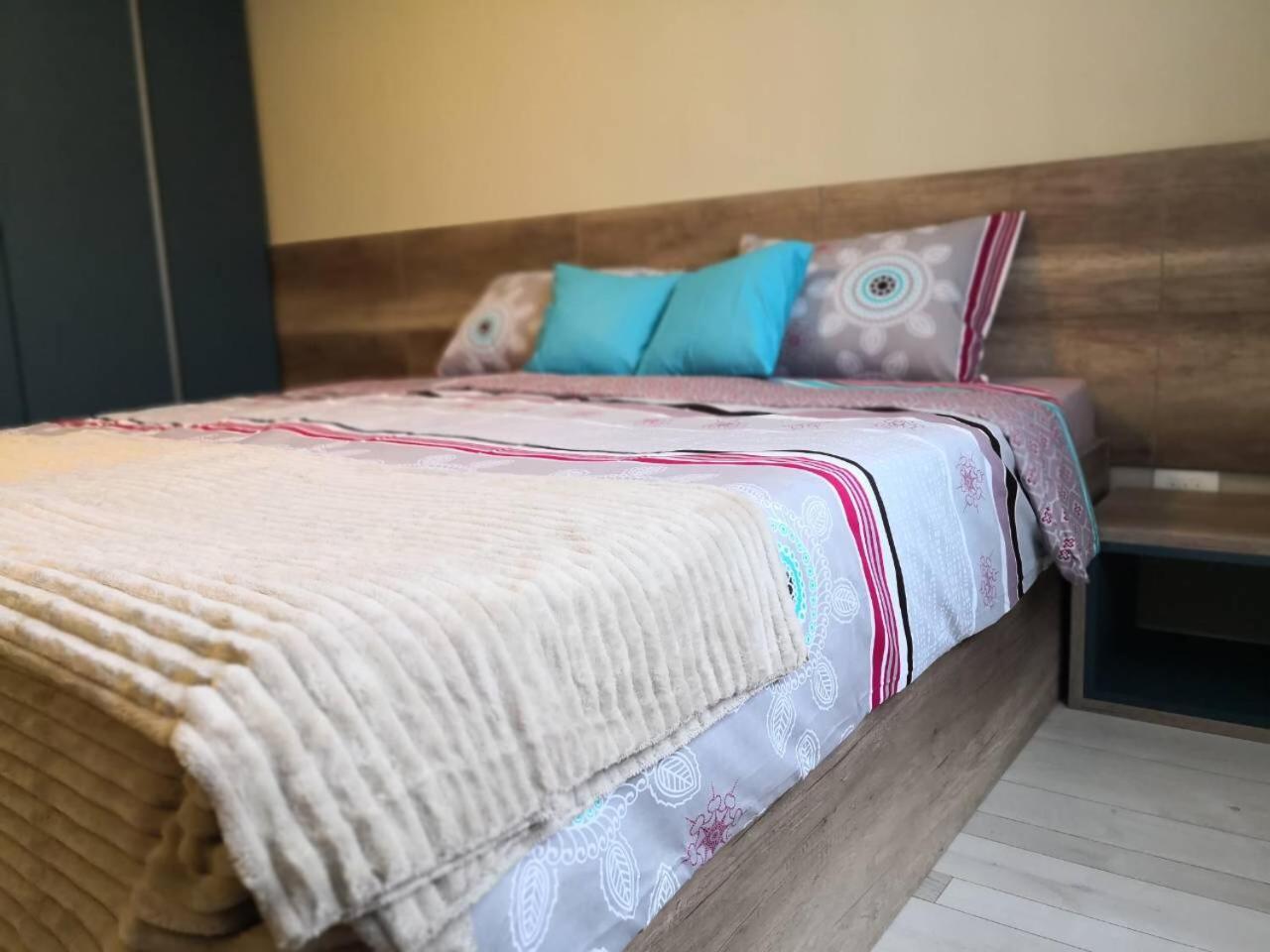 Mihajlovik Lux Apartment In Heart Of Скопие Екстериор снимка