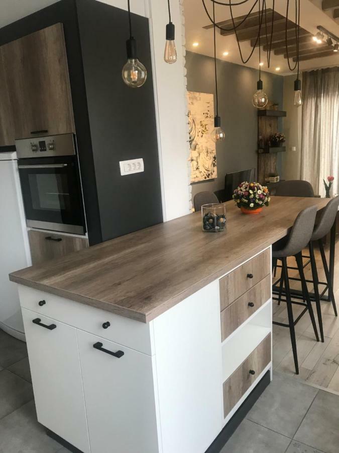 Mihajlovik Lux Apartment In Heart Of Скопие Екстериор снимка
